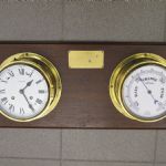 657 2087 Väggur+barometer